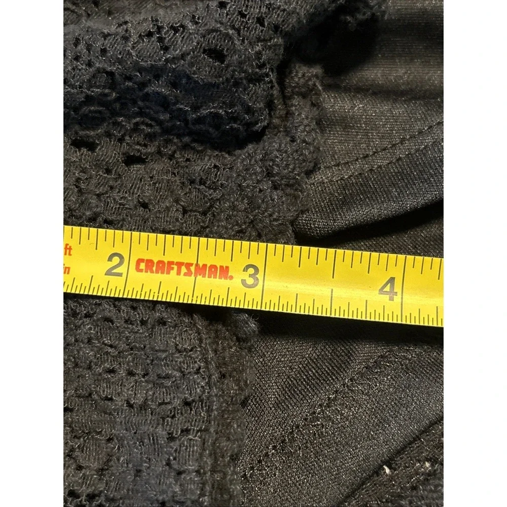 Black Lined Crochet shorts w/elastic Waist Size S Casual Summer Beach Shorts